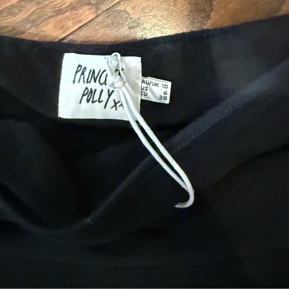 Princess Polly NWT Athena towel skirt, size 6 - Picture 6 of 6